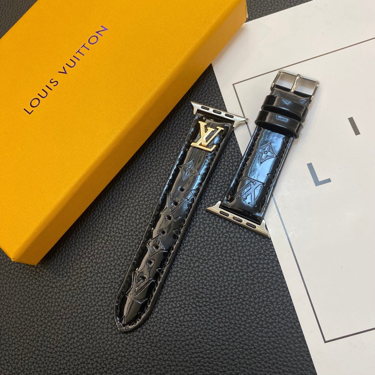 GLOSSY LEATHER APPLE WATCH STRAP LUXURY METAL LOGO Roxy New 2