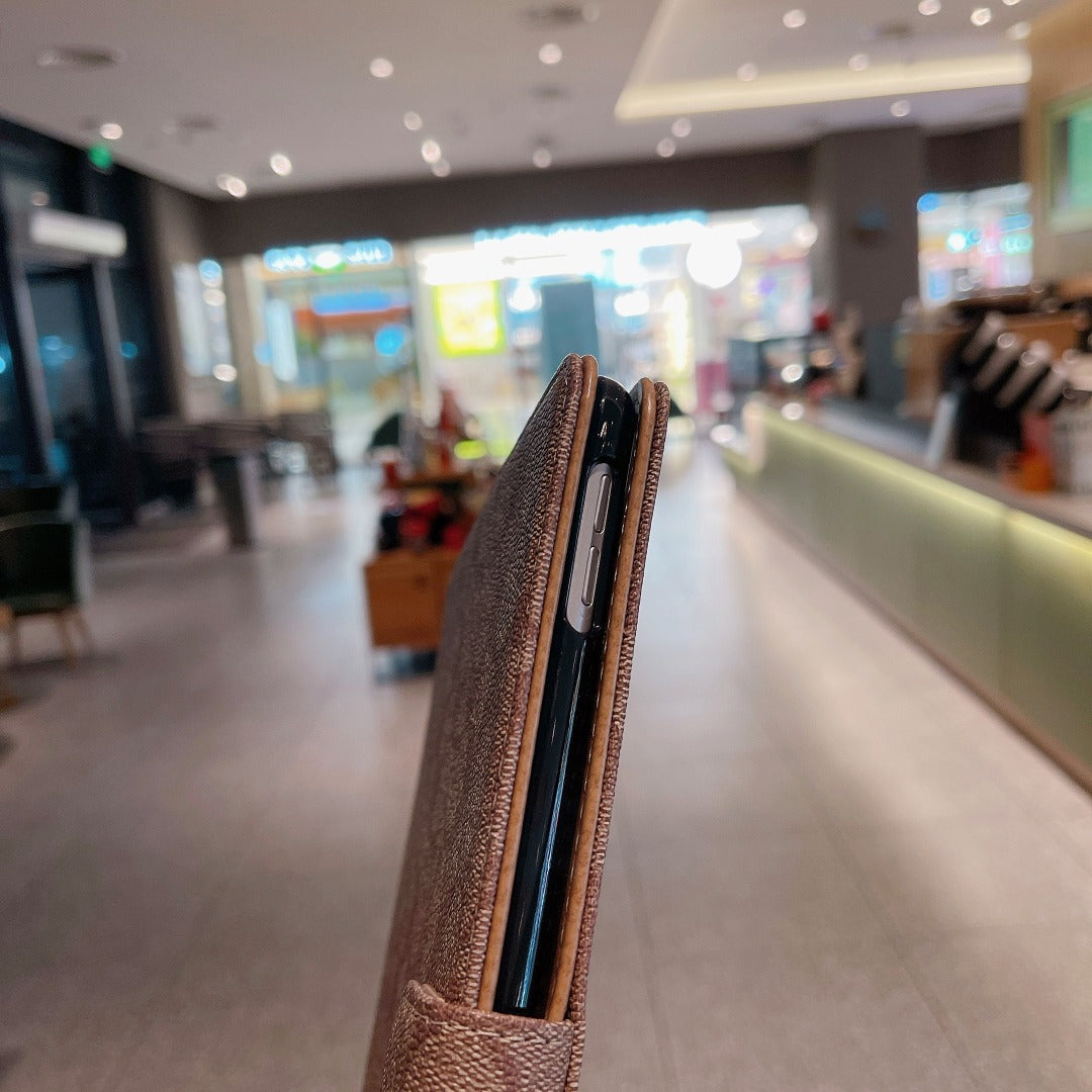 Premium Leather Classic Apple iPad Tablet Case theroxymob