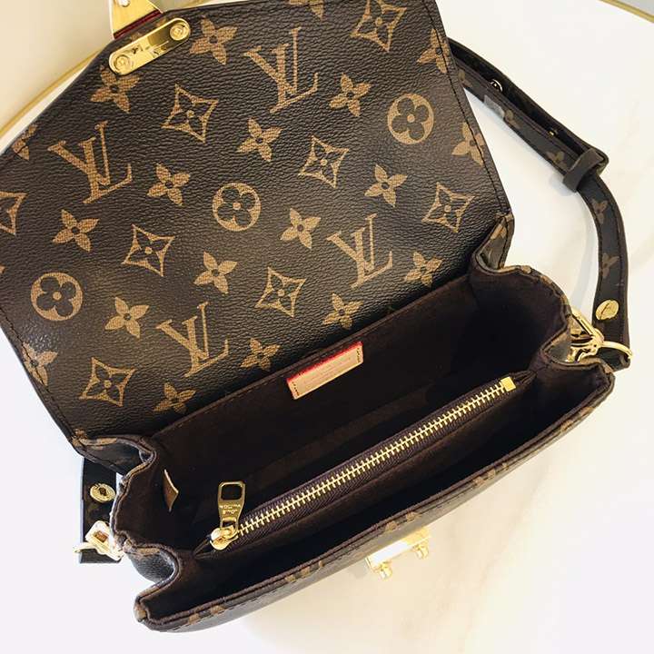 Fashion Brand Crossbody Bag with a Side Slot for Storing Cards