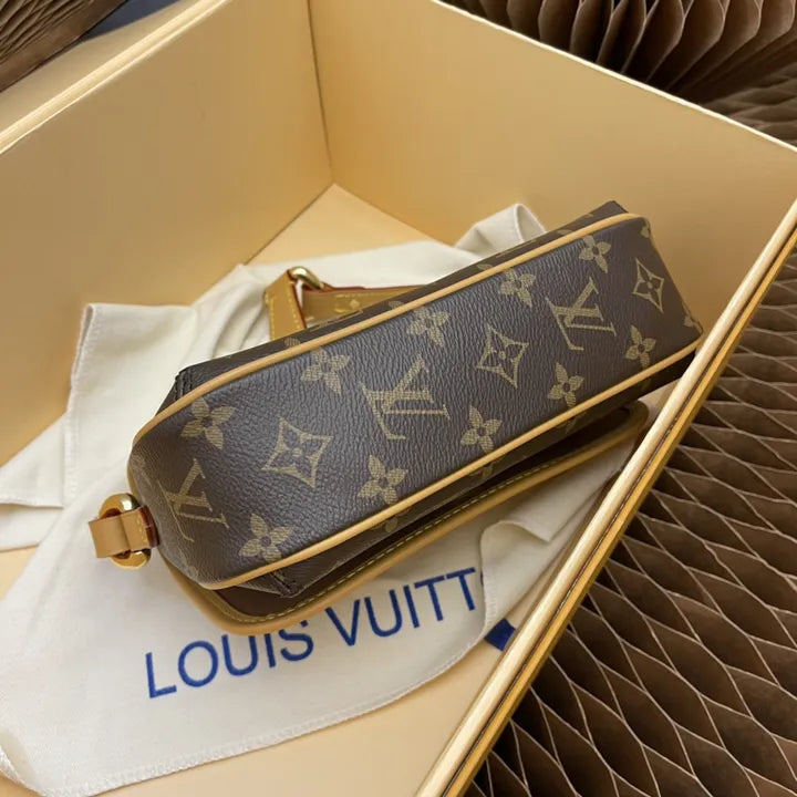Luxury Louis Vuitton Monogram Shoulder Brown Bag