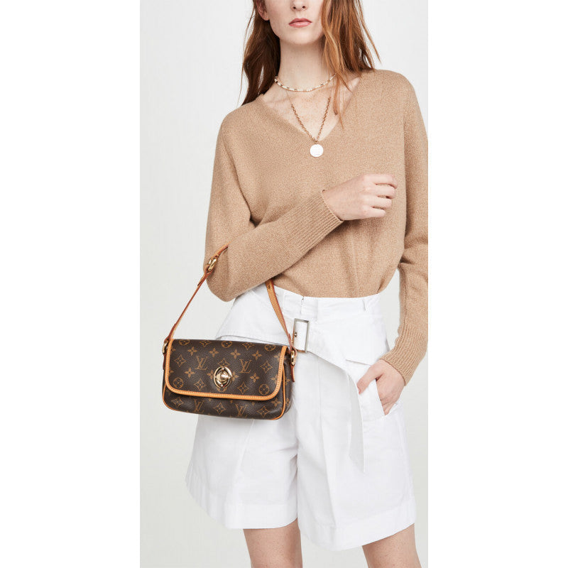 Luxury Louis Vuitton Monogram Shoulder Brown Bag