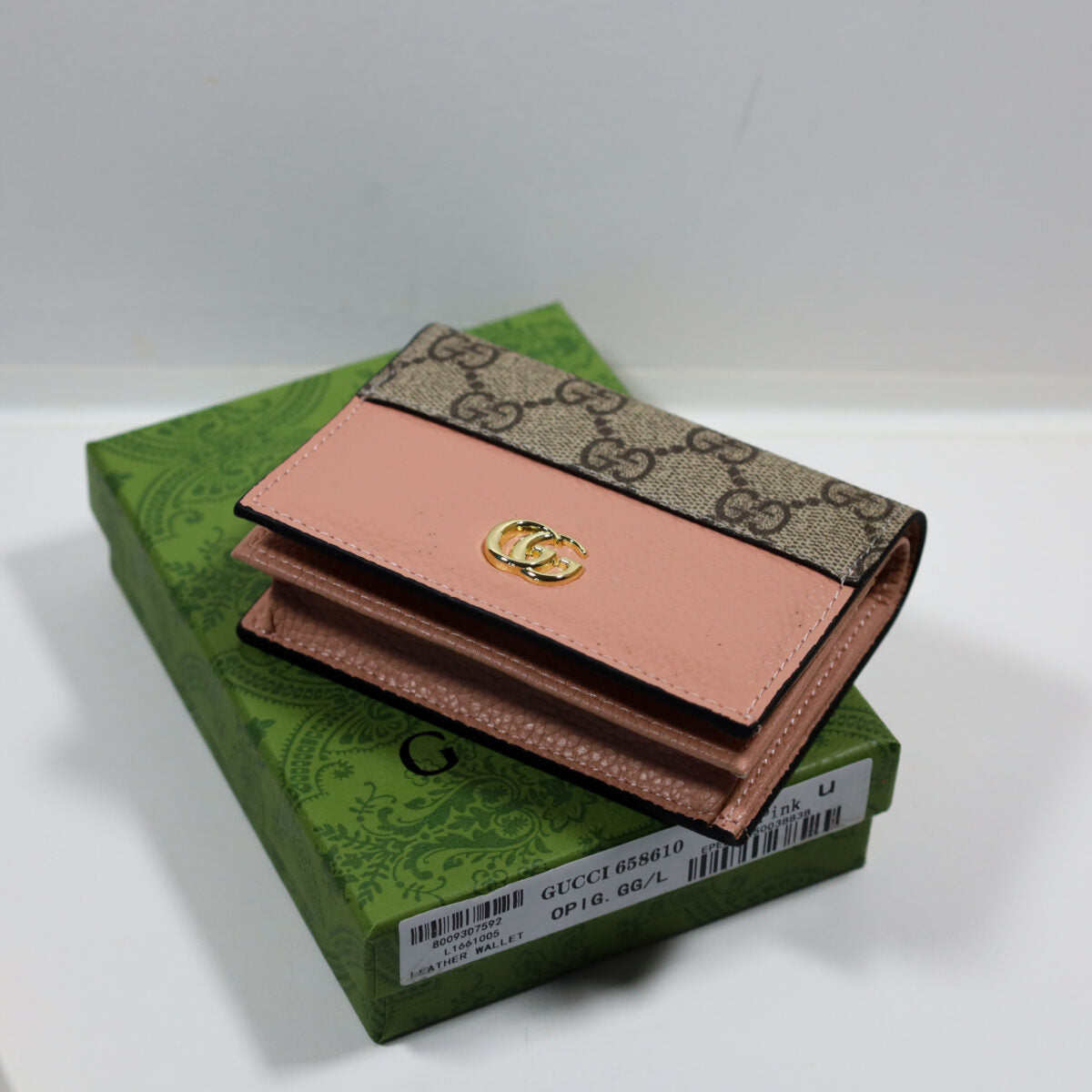 Luxury GUCCI Leather Wallet Pink Canvas