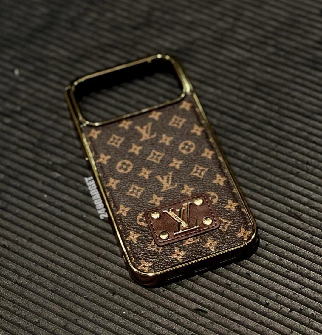 Luxury Louis Vuitton Phone Case For iPhone 12-18 Pro & Pro Max