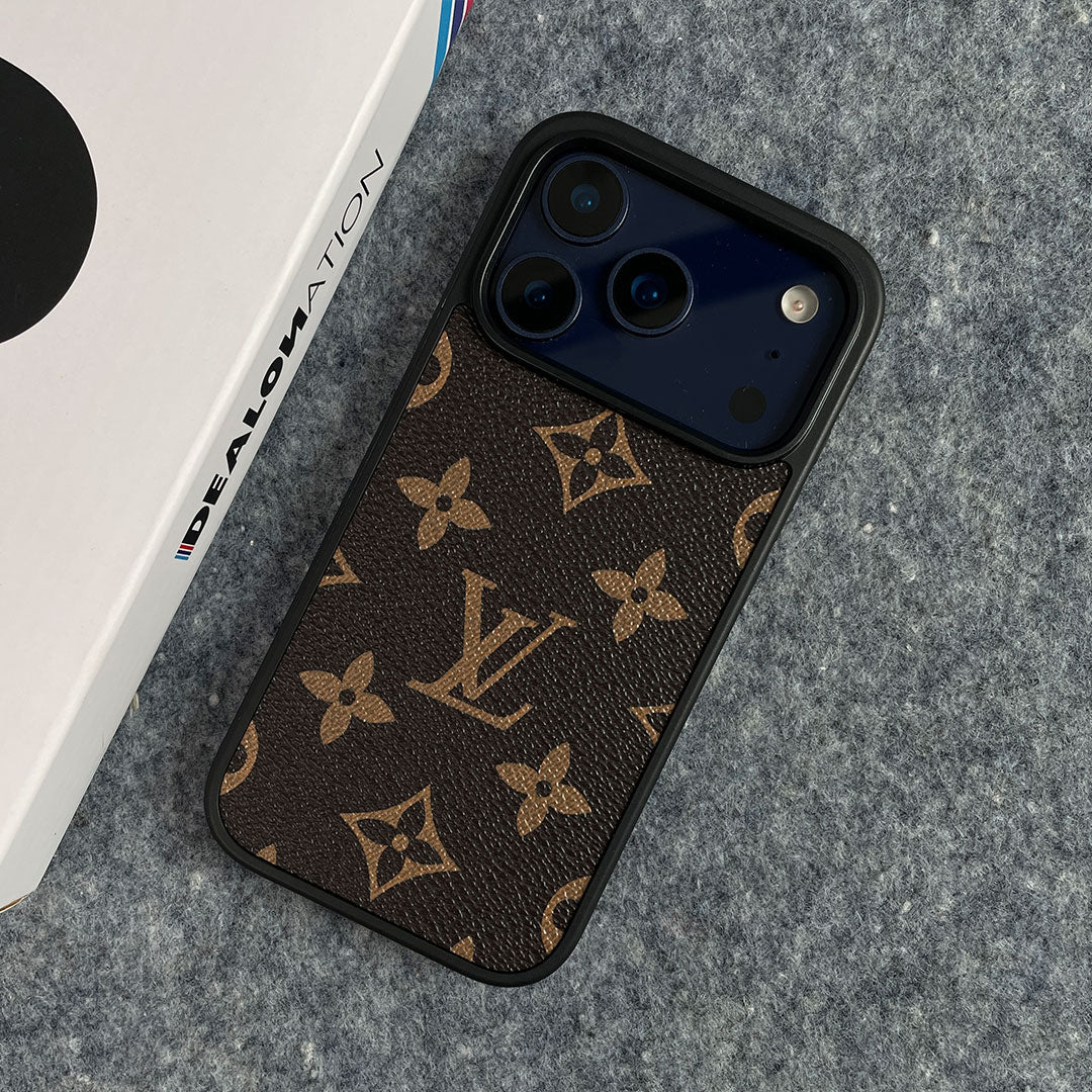 Luxury Designer Leather Phone Case For iPhone 12-18 Pro & Pro Max