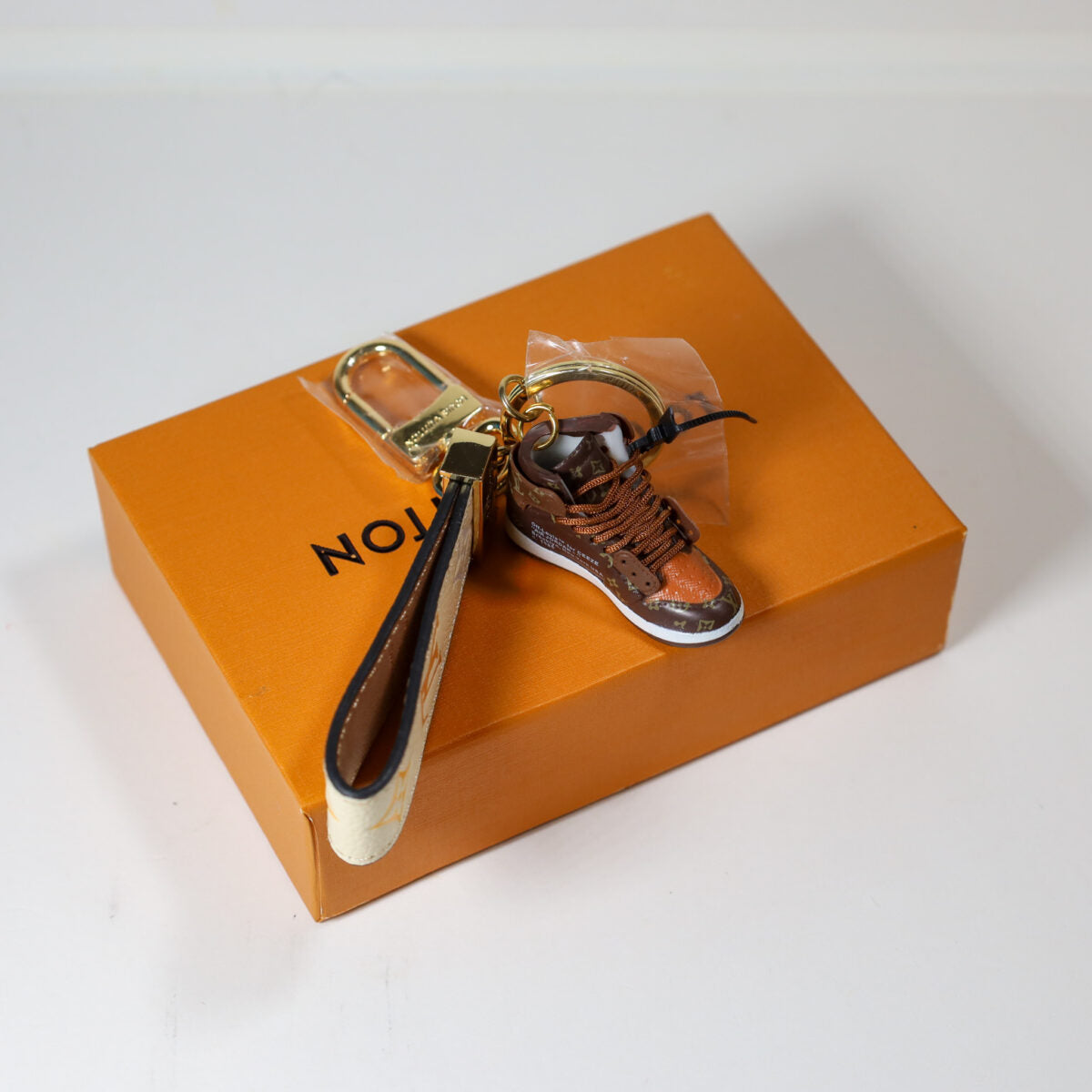 Luxury Designer Key Chain Fortune Cube Bag Charm