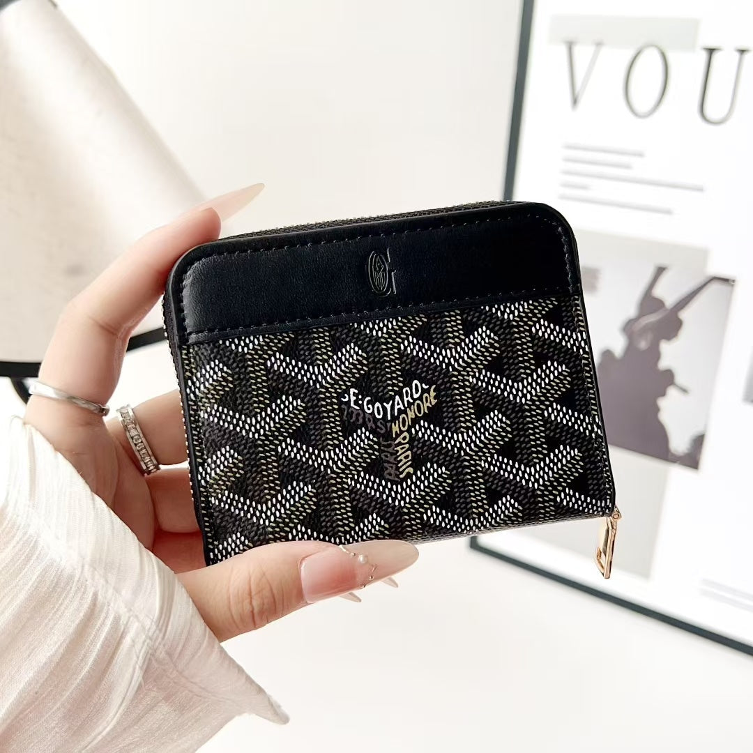 GYD Luxurious Multi-Slot Compact Zip Wallet