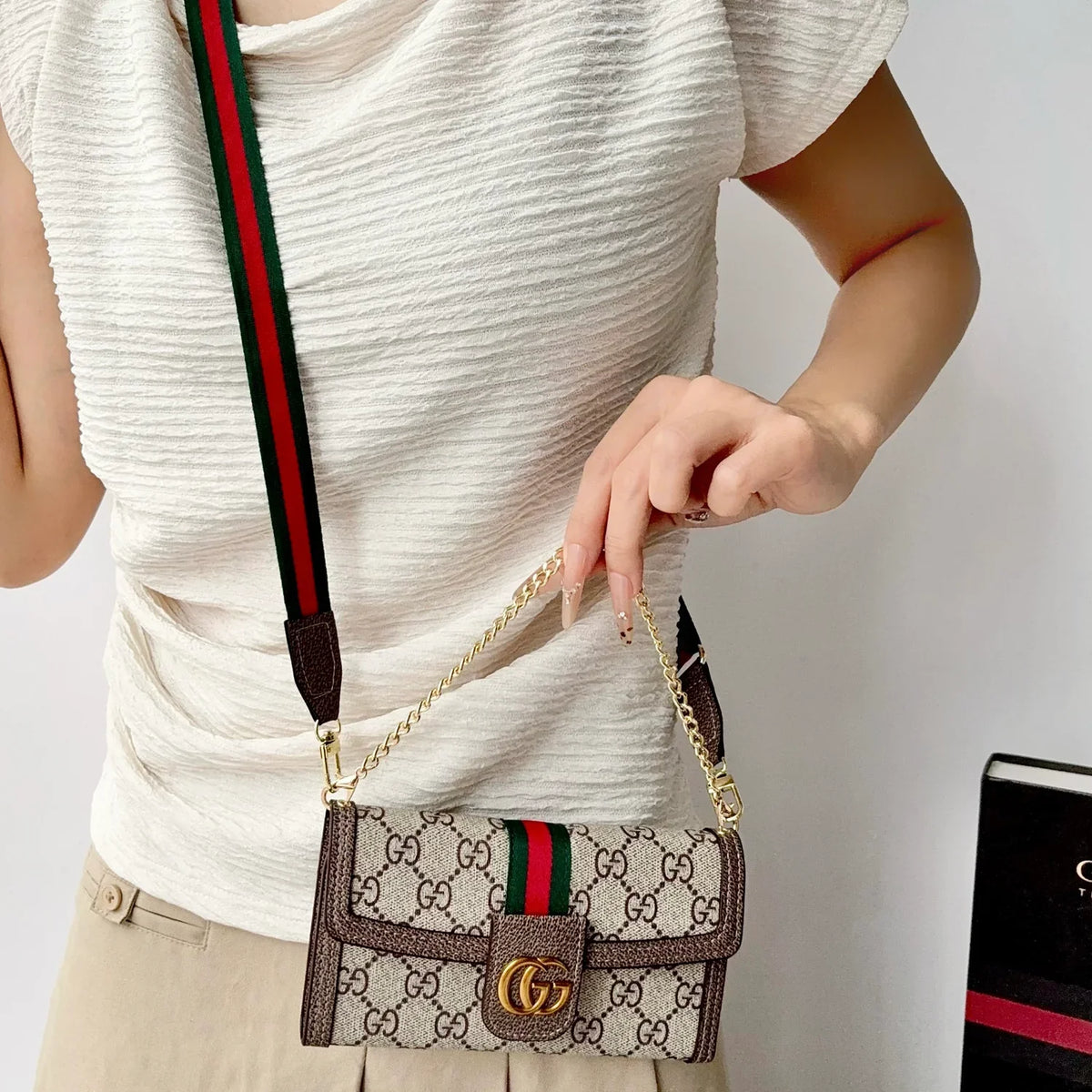 GG Classic Monogram Chain Bag Case for iPhone 12-18 Pro & Pro Max
